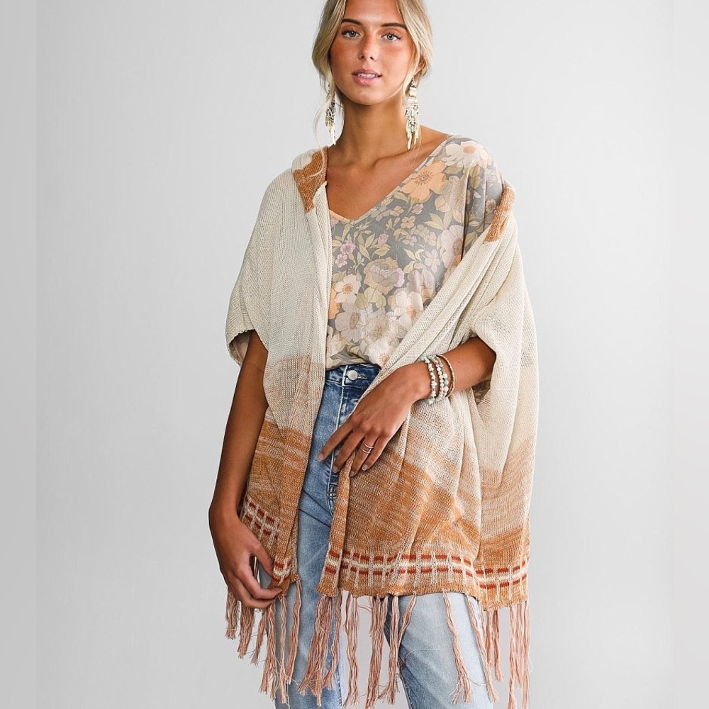Buckle BKE Fringe Hooded Cardigan Sweater. Short Sleeve. Size M.